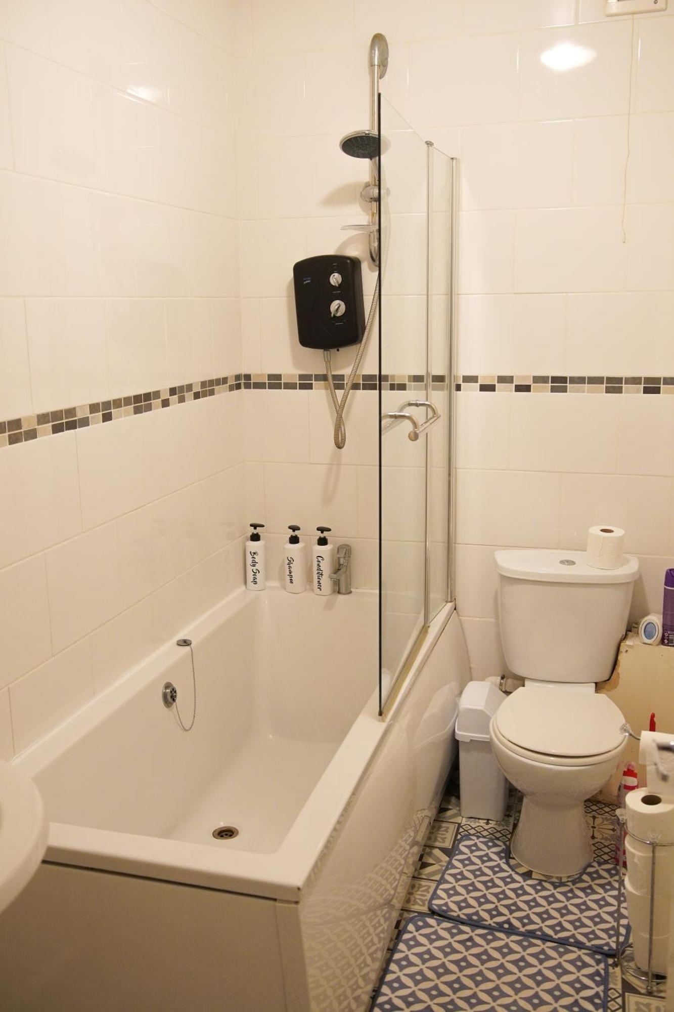 5 Bedroom House Near Cardiff City. Eksteriør billede